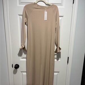 Modern Hijabi Ribbed Long Sleeve Maxi Dress | NWT | Size Small